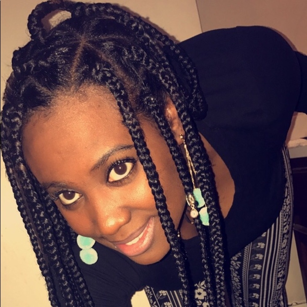 Meet your Posher, Lakesa